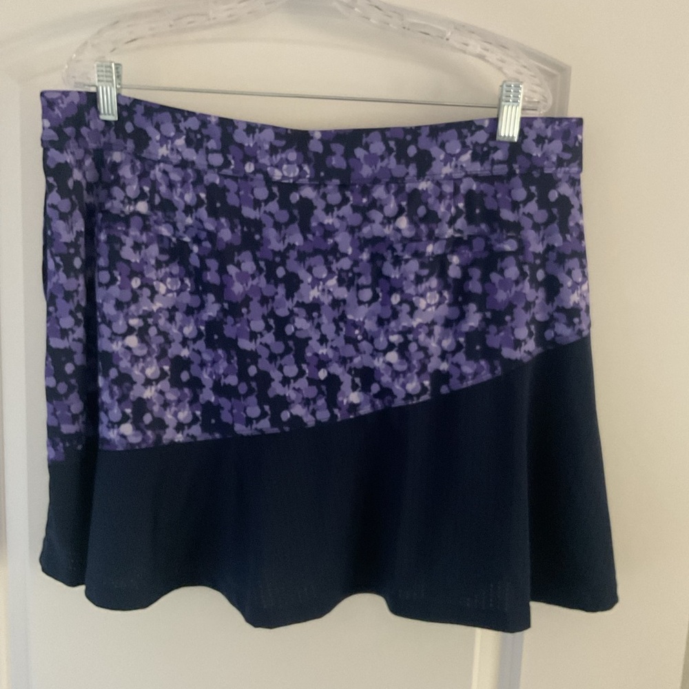 PGA Tour Pickleball Asymmetrical Purple and Black Skort XXL & Free Purple tank